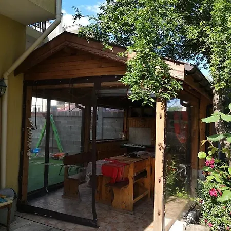 Maison d'hôtes Zora - Sarafovo 2*